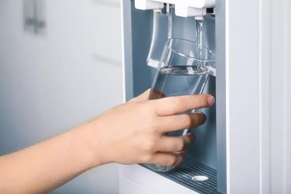 Passo a passo para uma limpeza de caixa d’água eficiente e segura